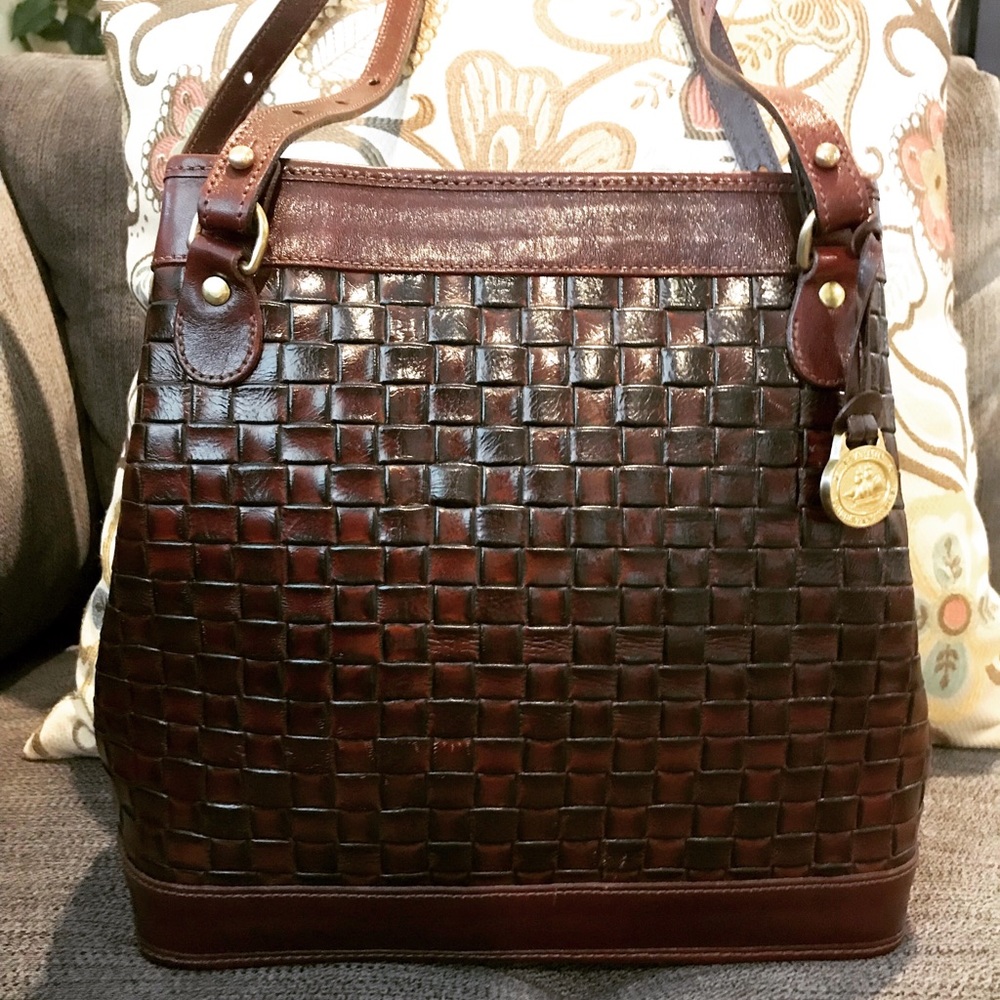 ❌SOLD❌Brahmin Weave Leather Bucket Bag